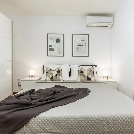 Miromar App פולה