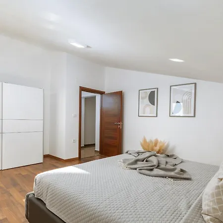 Miromar App פולה