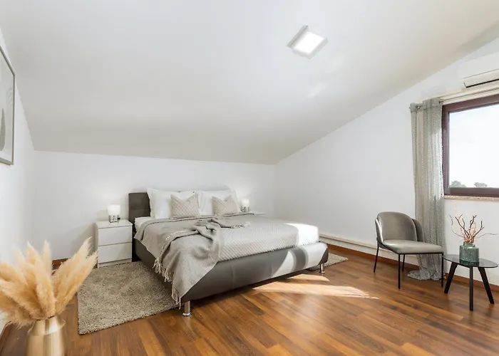 Miromar App 빌라 풀라